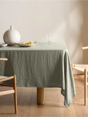 Quince European Linen Tablecloth 70x126 Willow Leaf NWT